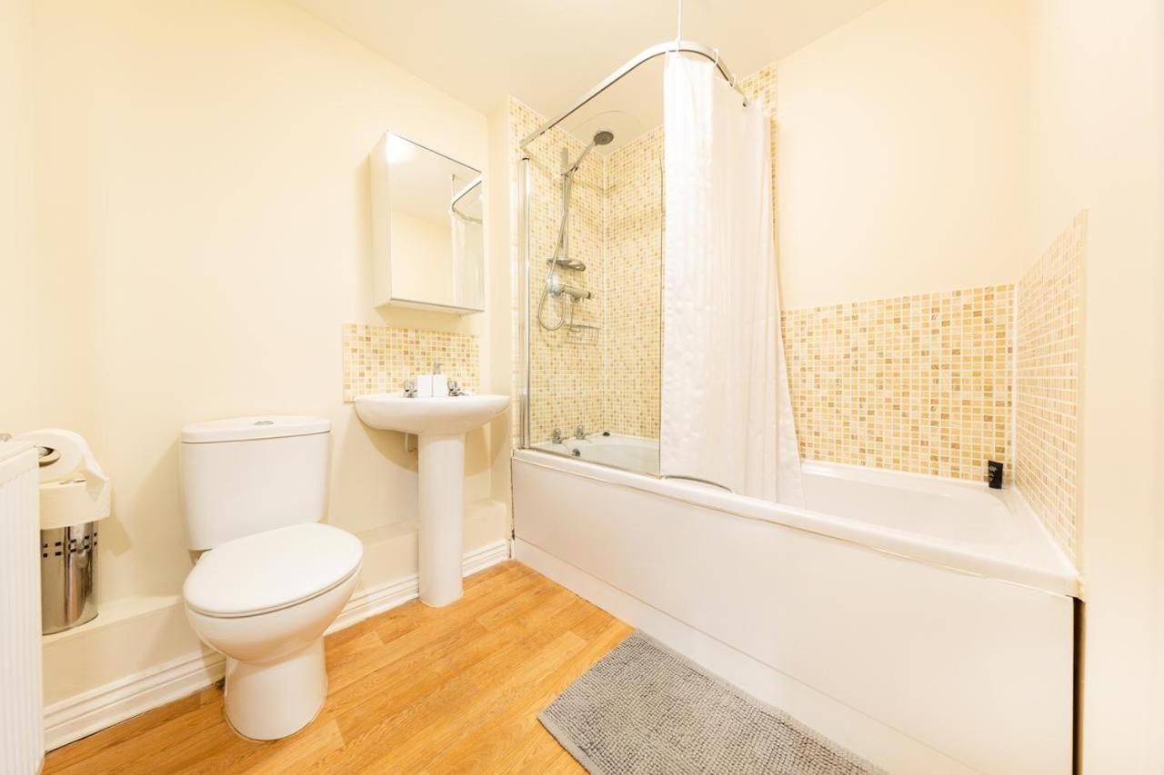 2 Bed 2 Bathroom Apartment Free Parking Bristol Kültér fotó