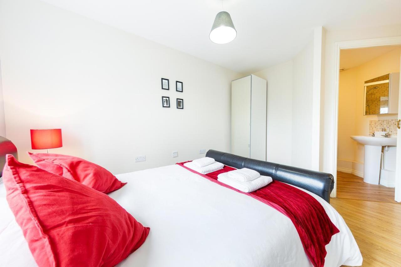 2 Bed 2 Bathroom Apartment Free Parking Bristol Kültér fotó